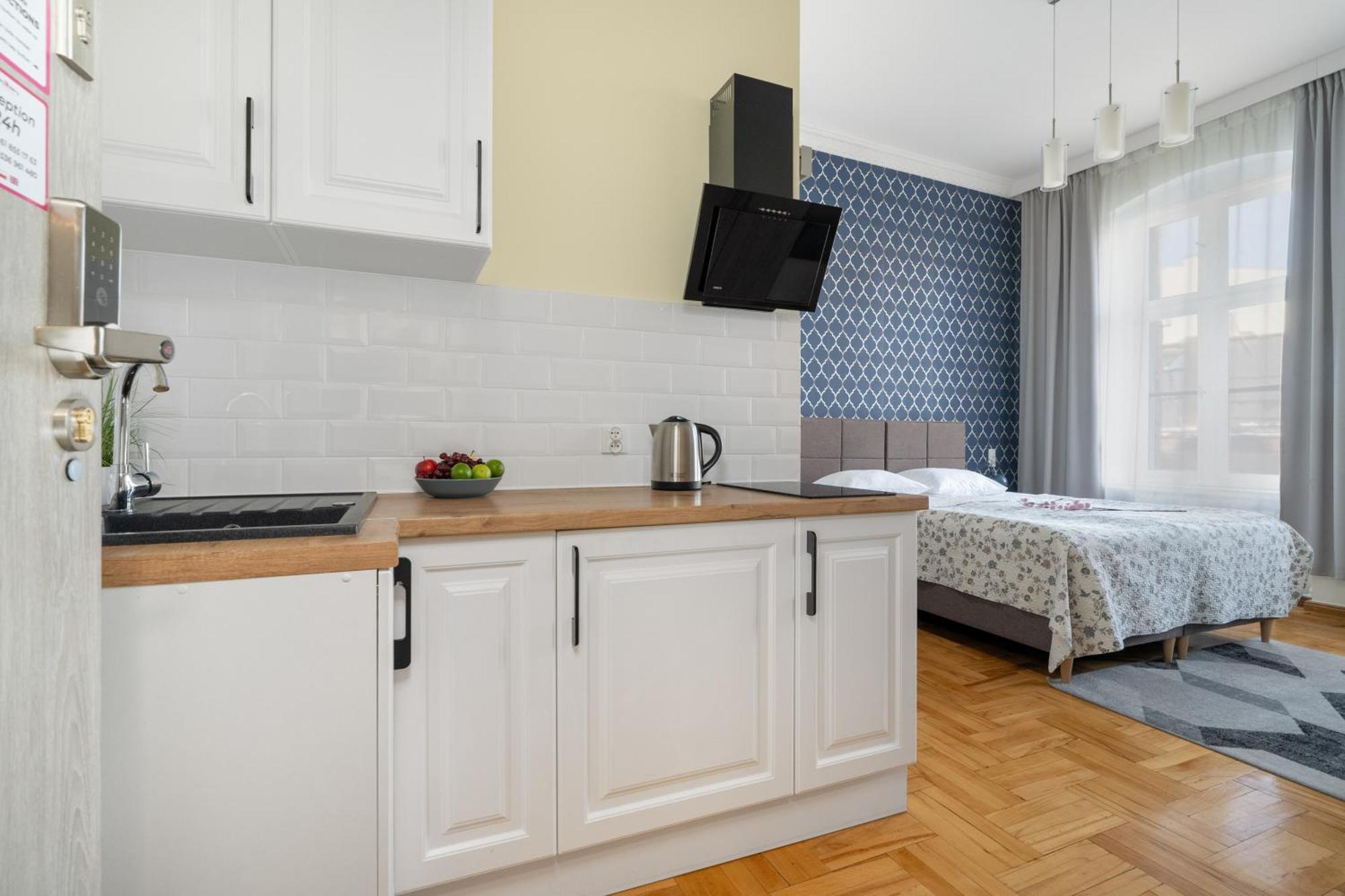 Przytulne Studia Very Berry W Poznaniu Blisko Parku By Noclegi Renters Exteriér fotografie